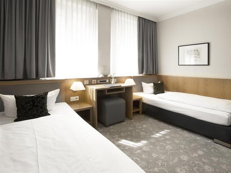 Townhouse Hotel Frankfurt am Main Exteriör bild