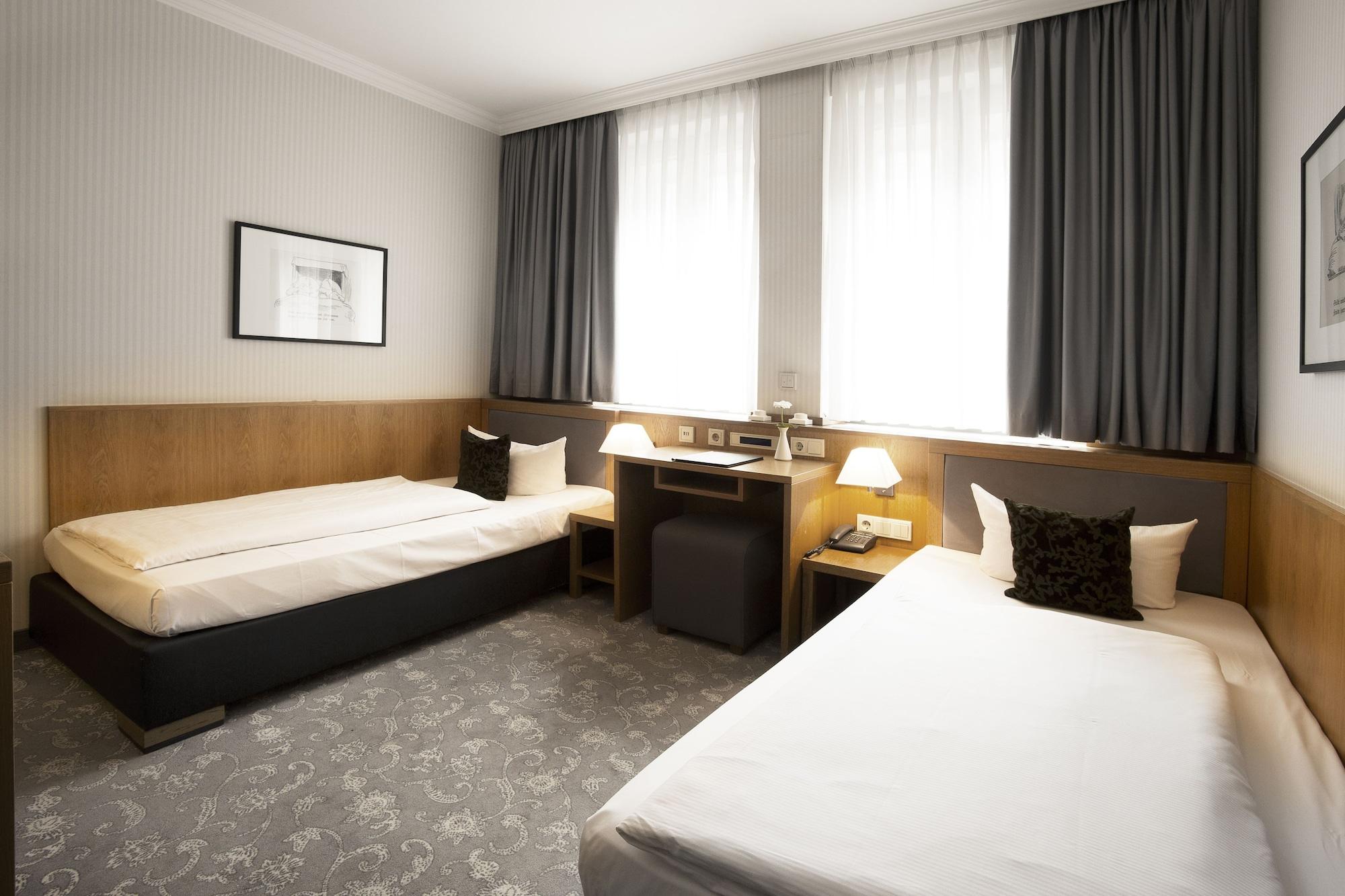 Townhouse Hotel Frankfurt am Main Exteriör bild