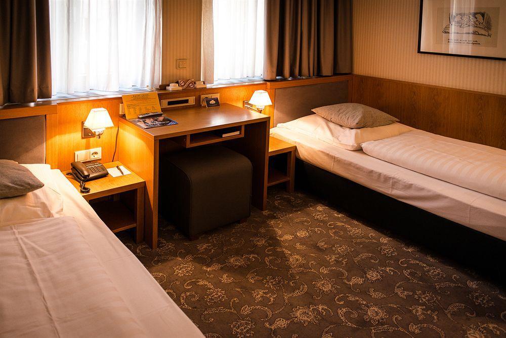 Townhouse Hotel Frankfurt am Main Exteriör bild