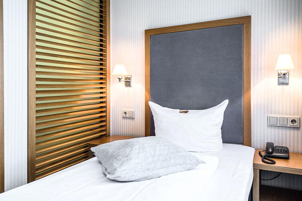 Townhouse Hotel Frankfurt am Main Exteriör bild
